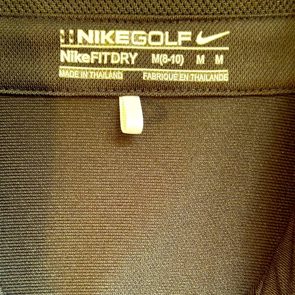 Nike Women’s FitDry Sleeveless Golf shirt - Picture 3 of 5